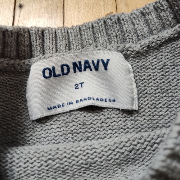 🔴5 /$10 Old Navy striped sweater - Picture 3 of 3